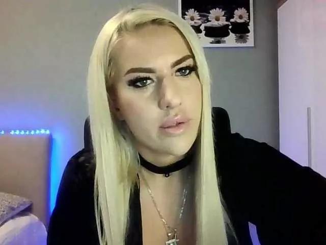 Explore LeylaDesire, she wants to masturbate for you LeylaDesire from BongaCams