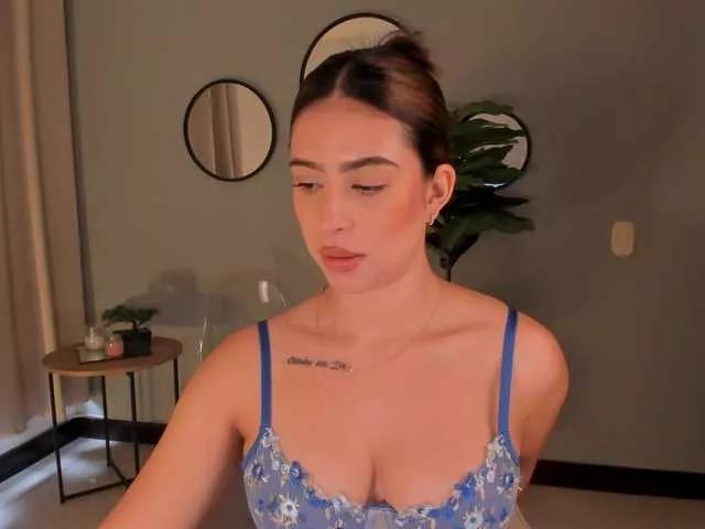 Offline LiaPearce on BongaCams