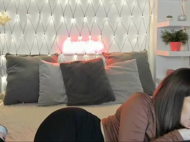 LillianShineX on BongaCams 