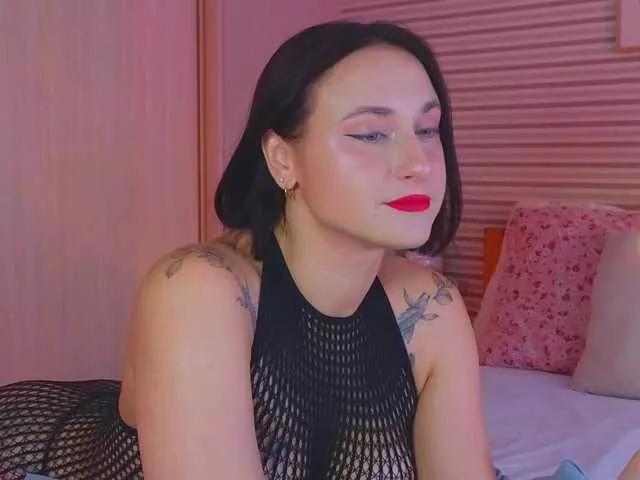Lillii on BongaCams 