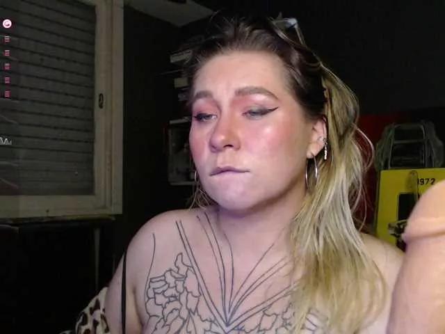 Lilye on BongaCams 