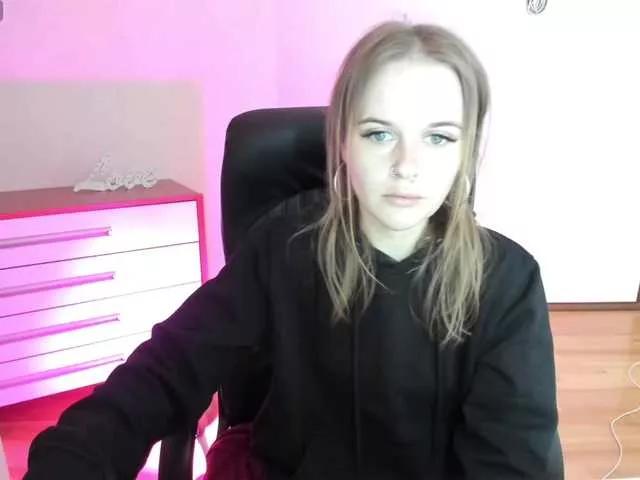 LilyVirs on BongaCams 