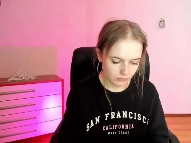 LilyVirs on BongaCams 