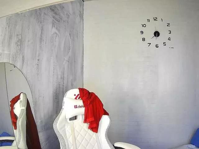LindaElosiMilf on BongaCams 
