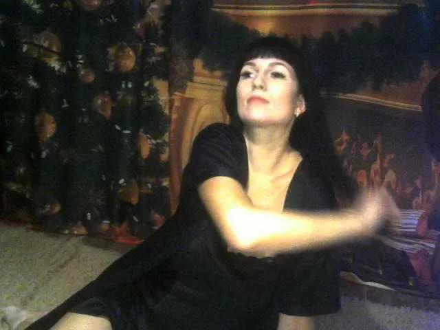 LindaElosiMilf on BongaCams 