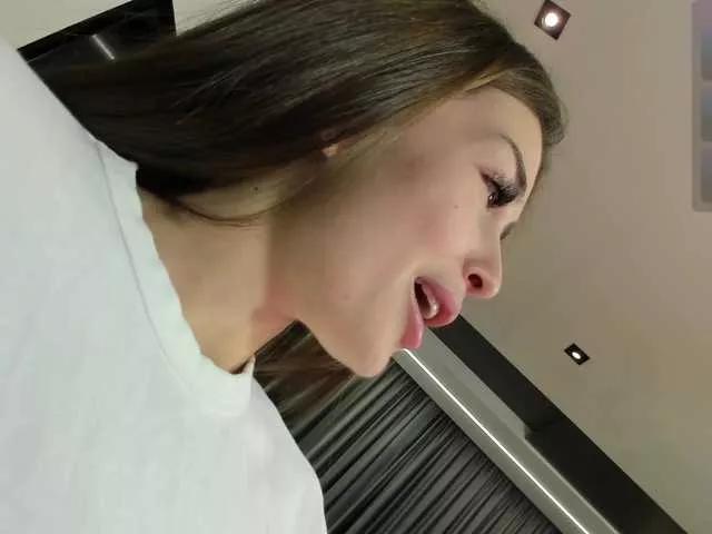 Offline lissababe on BongaCams