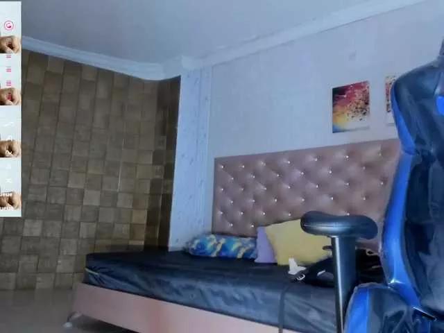 Offline Lissalittlee on BongaCams