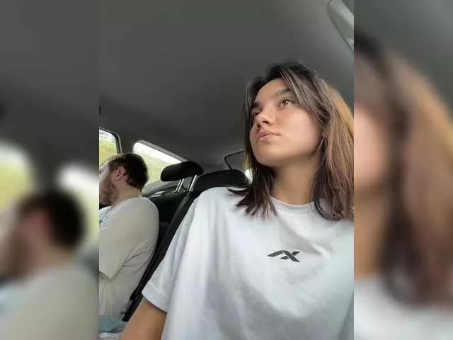 lissazmark2 on BongaCams