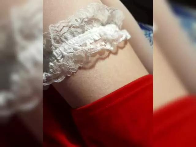 little-pussy3 on BongaCams 
