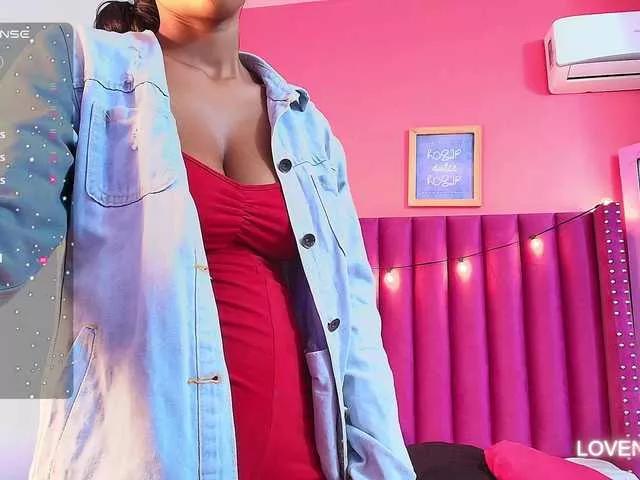 littleebonymommy on BongaCams 