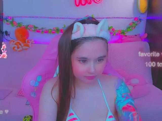 LittleKitsune on BongaCams 