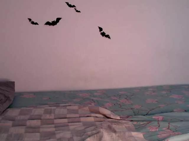 Amazing Littleowlx wants you to fuck her body now littleowlx from BongaCams