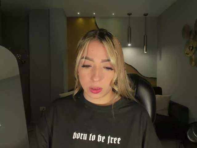 LizzCooper on BongaCams 