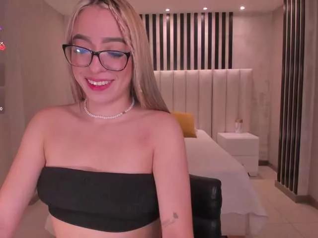 LizzCooper on BongaCams 