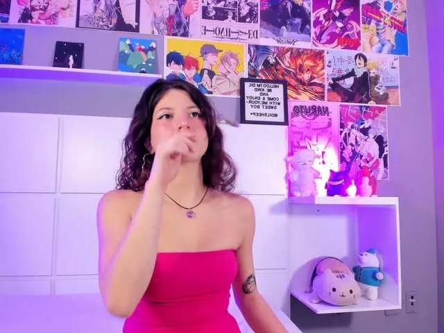 LolaMustaine on BongaCams 