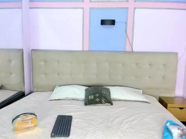 LolaVecassalt on BongaCams 