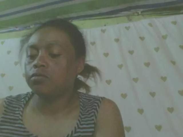 Offline LorahXVane on BongaCams