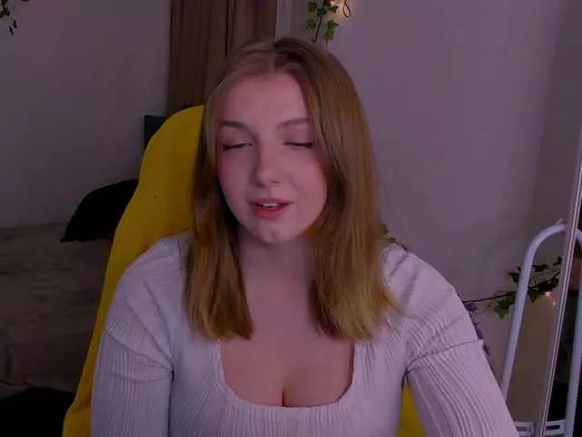 LoveKissBit on BongaCams 