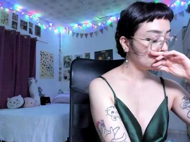 Luci--ana on BongaCams 
