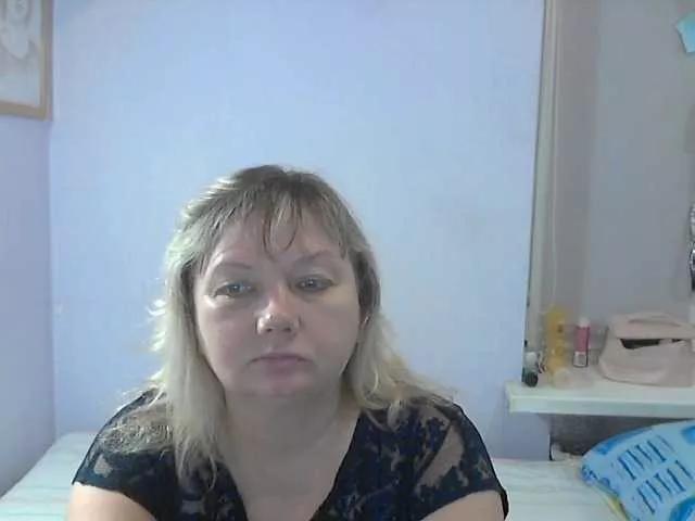 Offline LucyAlexis on BongaCams