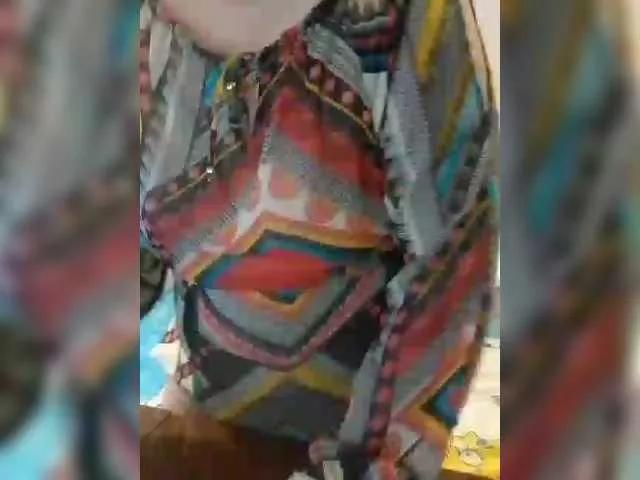 Offline LucyAlexis on BongaCams