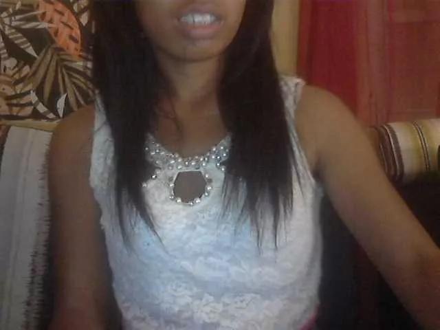 Offline Maellah31 on BongaCams