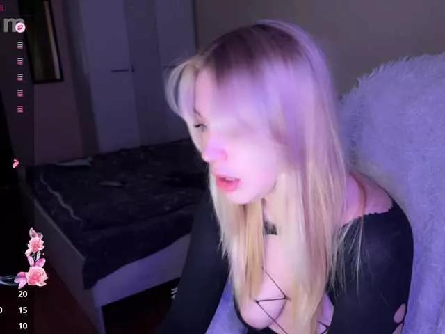 maksisisia from BongaCams