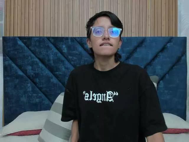 Margelasander on BongaCams 