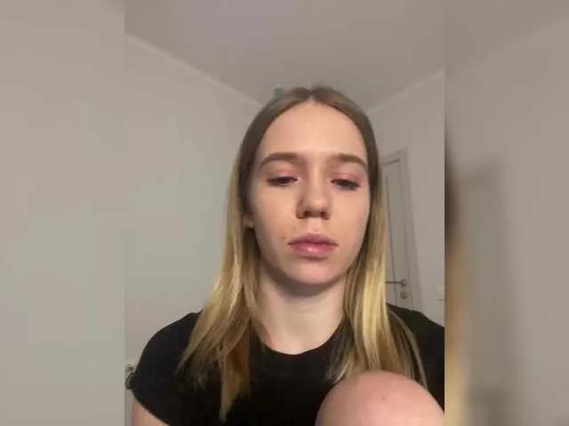 mariaaa-1 on BongaCams 