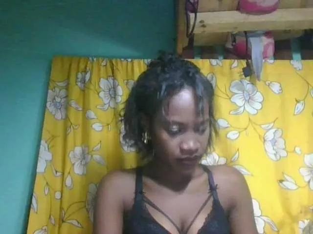 Marianah105 on BongaCams 