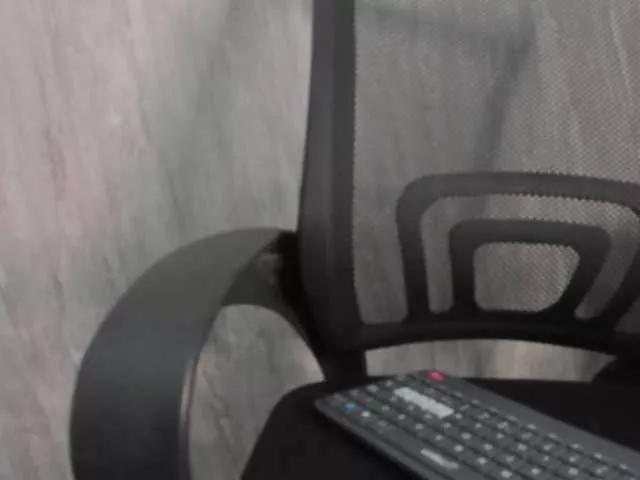 Offline MarieMyller on BongaCams