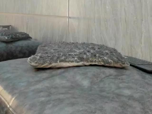 Offline MarieMyller on BongaCams