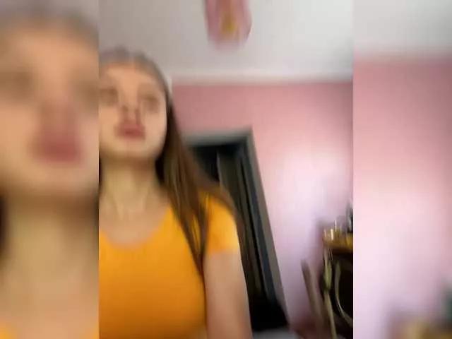 Offline MarinaRosa on BongaCams