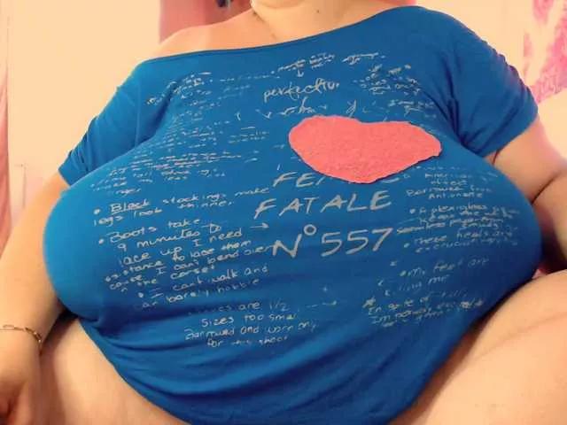 Mayabigtitss on BongaCams 