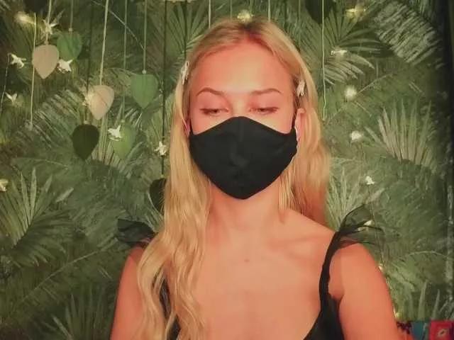 Meeeeow from BongaCams