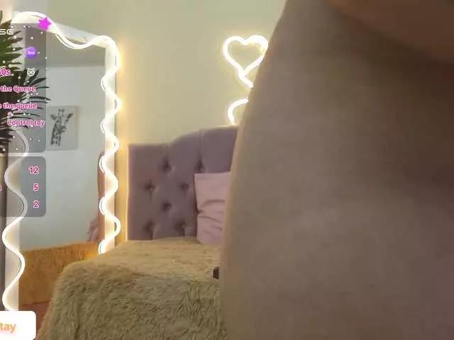 Melie-tay on BongaCams 