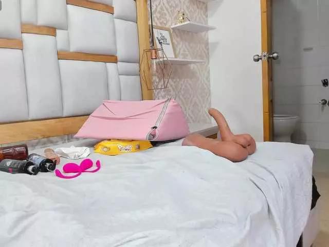 mg-charlott on BongaCams 