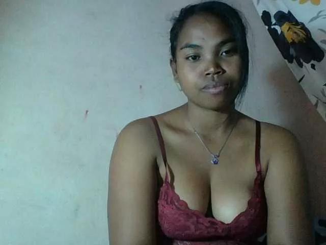 Offline Miarizou on BongaCams