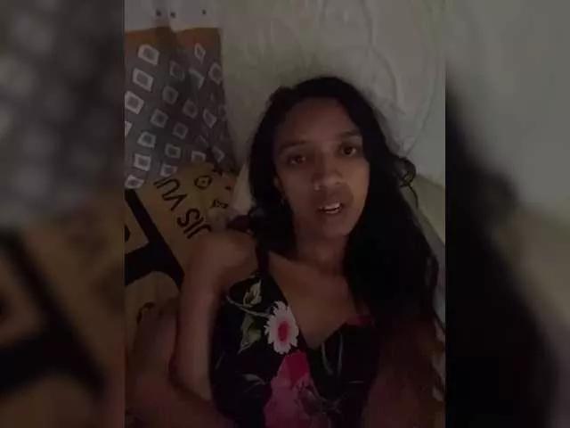 Mimie586 on BongaCams 