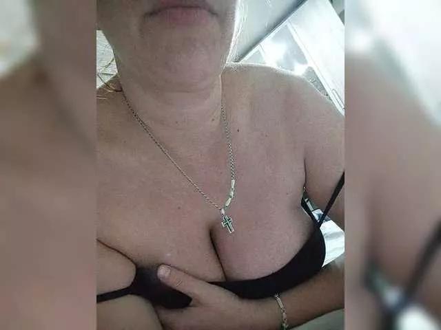 MissieLorrie on BongaCams 