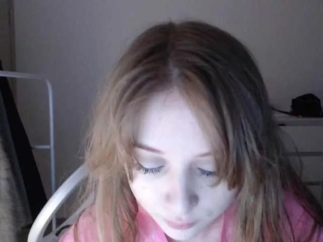 mnepohuyy on BongaCams 