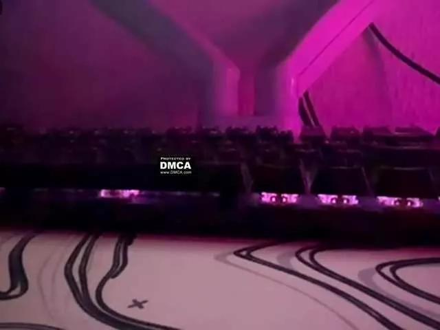 Masturbate to 23 years old Molokooo1706 from BongaCams Molokooo1706 from BongaCams