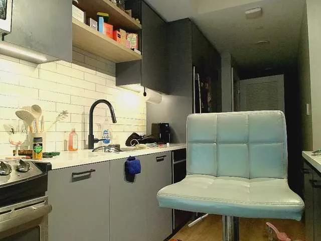 Offline Naomiruty on BongaCams