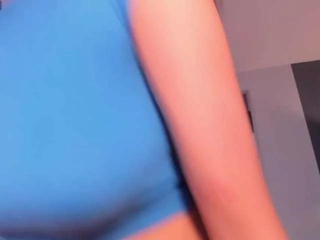NiaMiller on BongaCams 