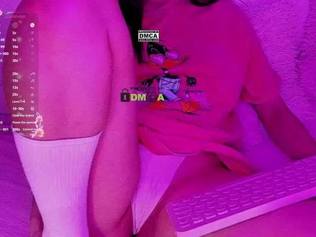 Offline papalya on BongaCams