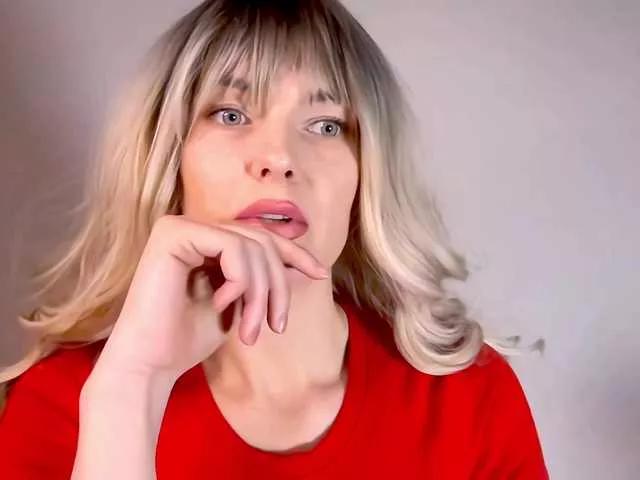 PaulaKiss on BongaCams 