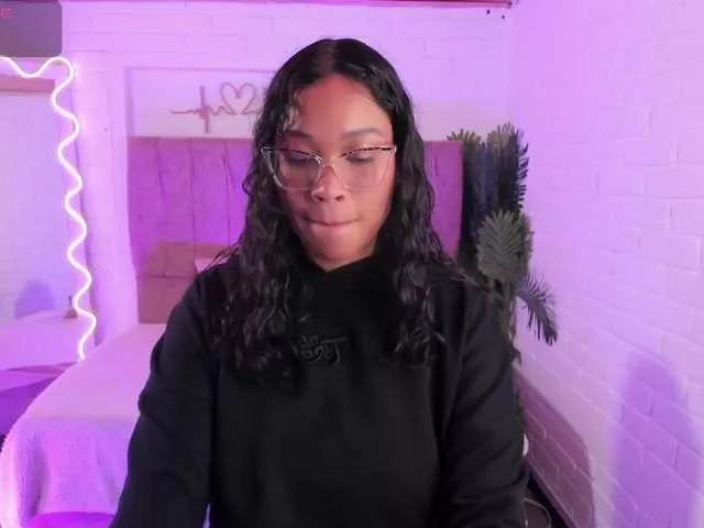 penelope-tay on BongaCams 