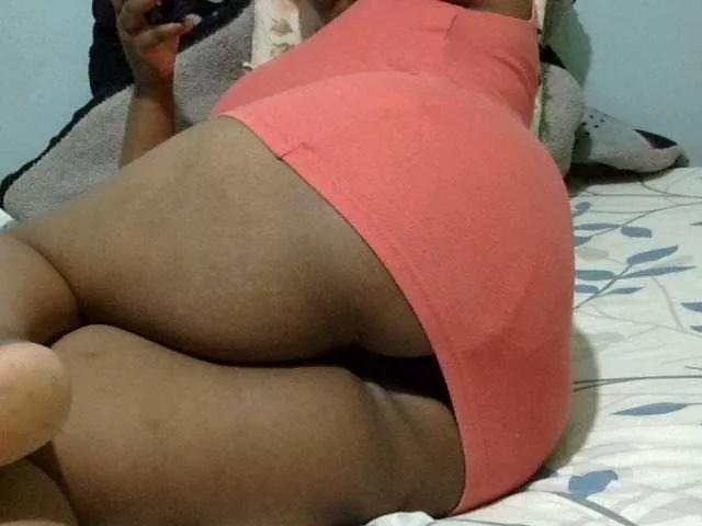 Petitetessy3 on BongaCams 