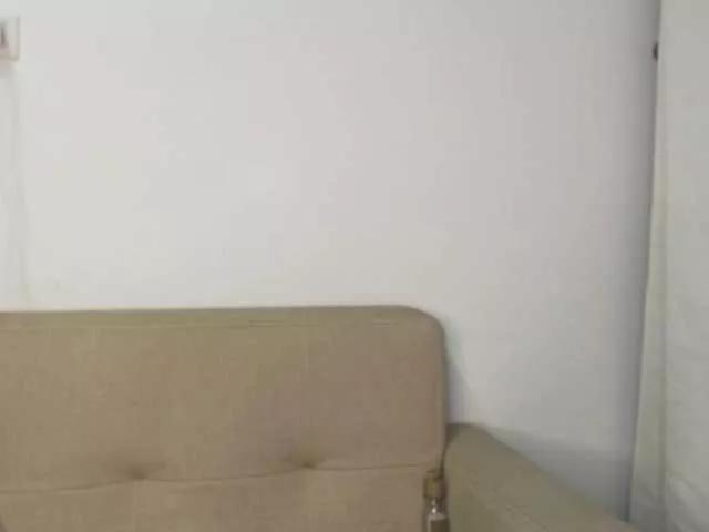 Offline Polet-Lambertt on BongaCams