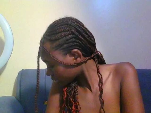 Preetygirl on BongaCams 